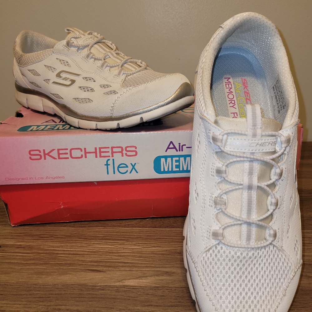 Sketches sneakers - Picture 4 of 4